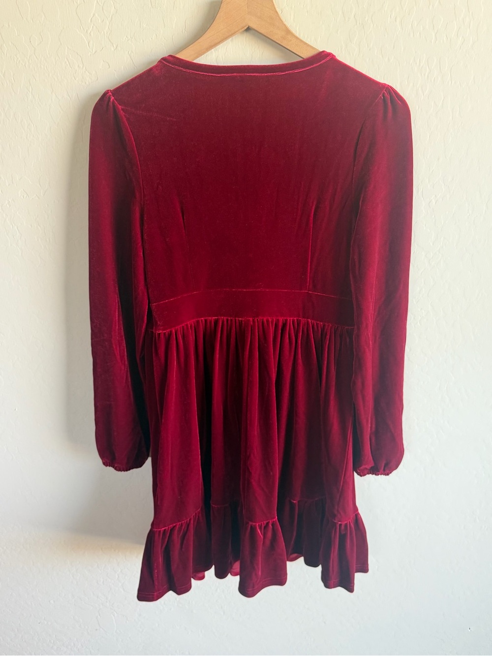 HALARA Burgundy Velvet Deep VNeck Mini Ruffled Party Glam Cocktail Dress Renfare - Picture 6 of 6